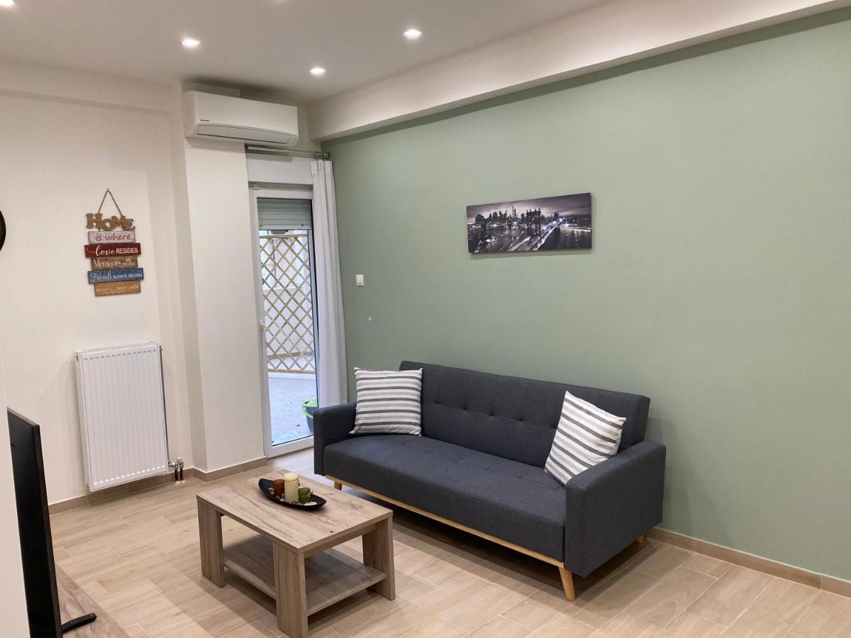 Great Alexander Street, Larisa Apartment Екстериор снимка