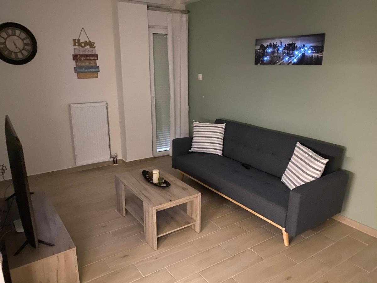 Great Alexander Street, Larisa Apartment Екстериор снимка